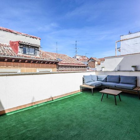 Atico Reformado Con Terraza En Tirso De Molina Para 4 Personas Alquiler Temporal Madrid Luaran gambar